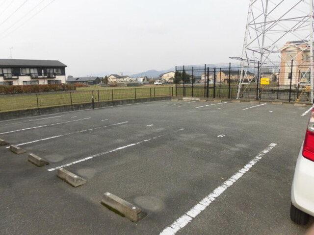 ヴェルドミール甘木（103） 駐車場