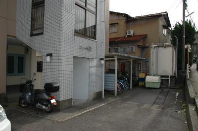 コーポ翔（103） 駐車場