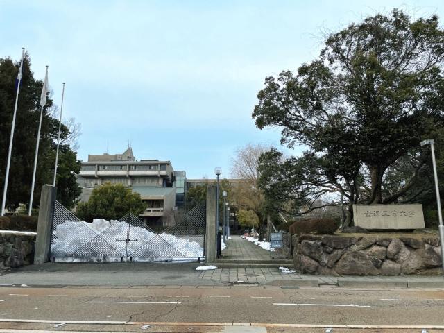 私立金沢工業大学：2993m