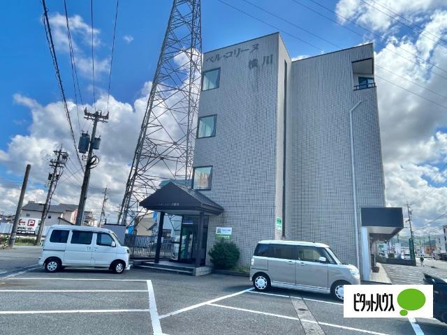 ベルコリーヌ横川（405） 駐車場