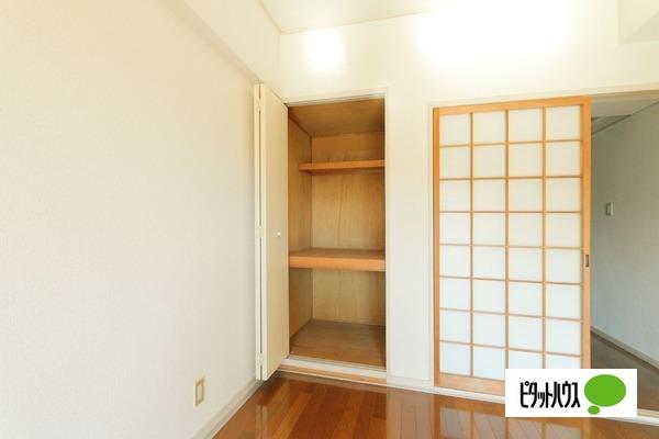 シャンボールⅡ西村（5C） 収納