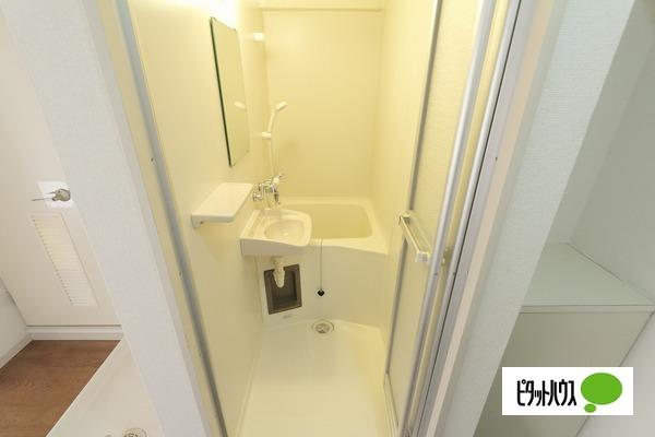 シャンボールⅡ西村（5C） バス／シャワー