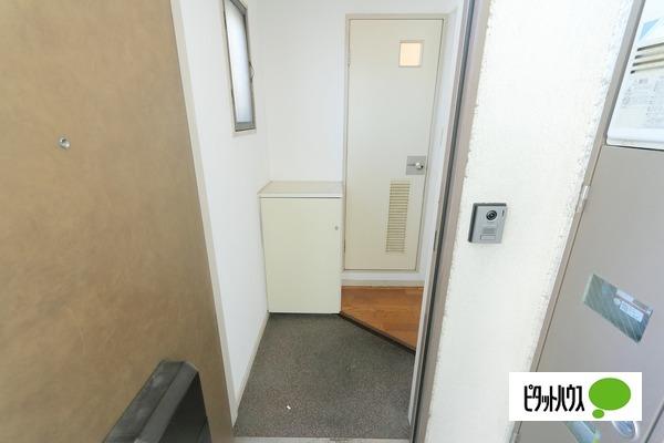 シャンボールⅡ西村（2D） 玄関