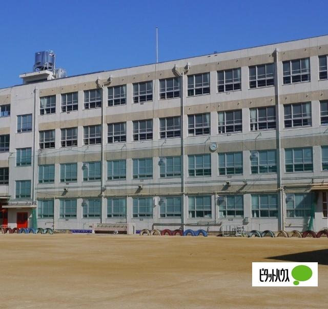 名古屋市立枇杷島小学校：171m
