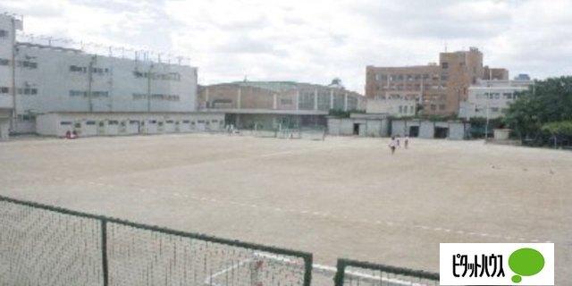 名古屋市立天神山中学校：271m
