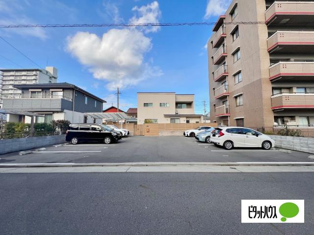 中村区長戸井町四丁目駐車場（05） 駐車場