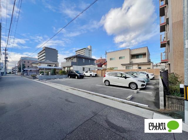 中村区長戸井町四丁目駐車場（05） 駐車場