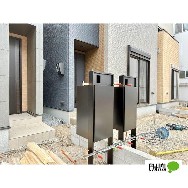 上名古屋三丁目戸建（A） エントランス