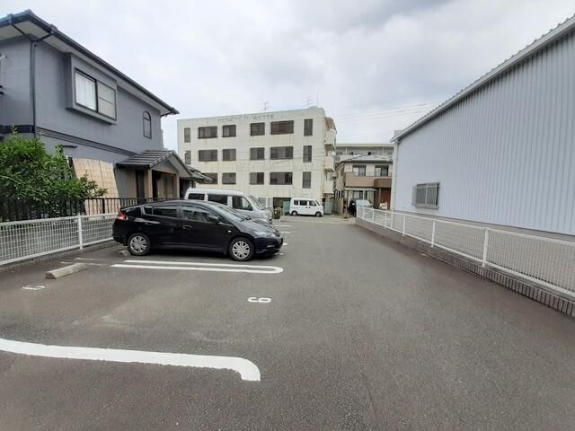 ディアコ−ト柳瀬（101） 駐車場