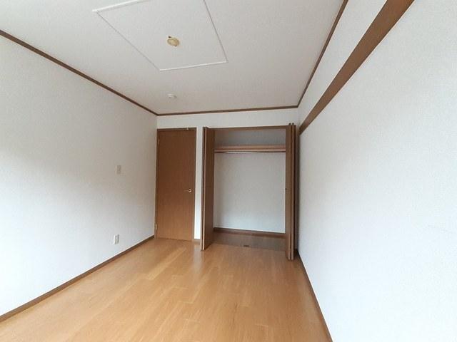 ドミール柏原（103） 収納