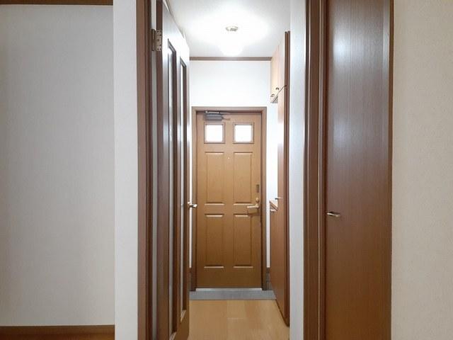 ドミール柏原（103） 玄関