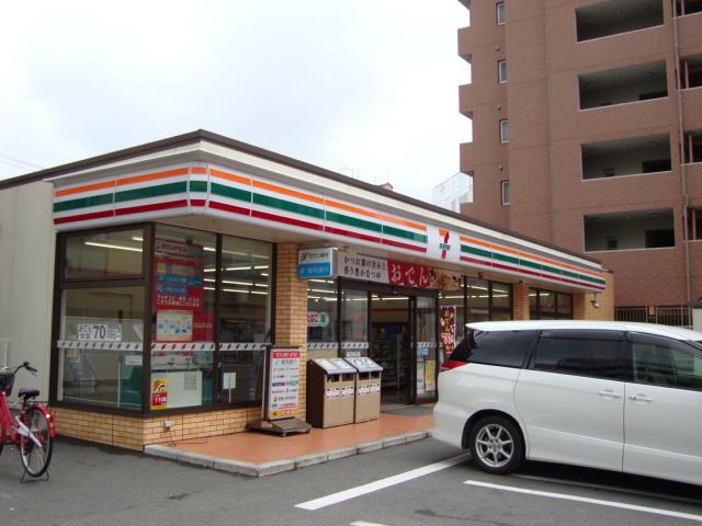 セブンイレブン福岡大橋2丁目店：687m