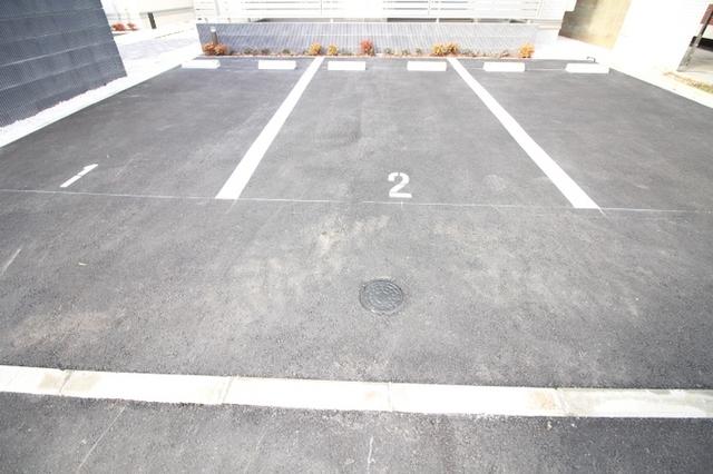 D-room竹下　B棟（102） 駐車場
