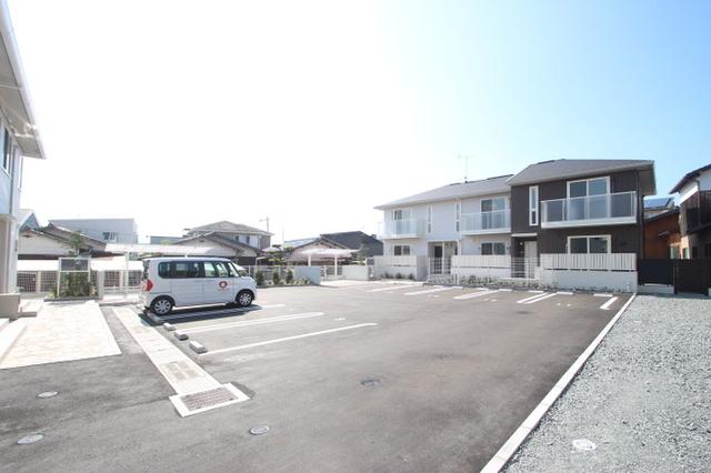 Avenir cour　A棟（103） 駐車場