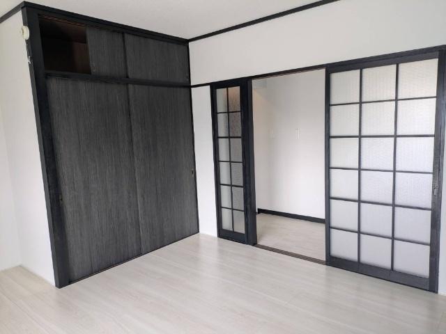 メゾン香住ヶ丘（302） 収納