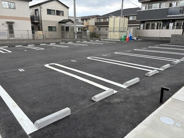 Pure Wind Garden　A棟（201） 駐車場