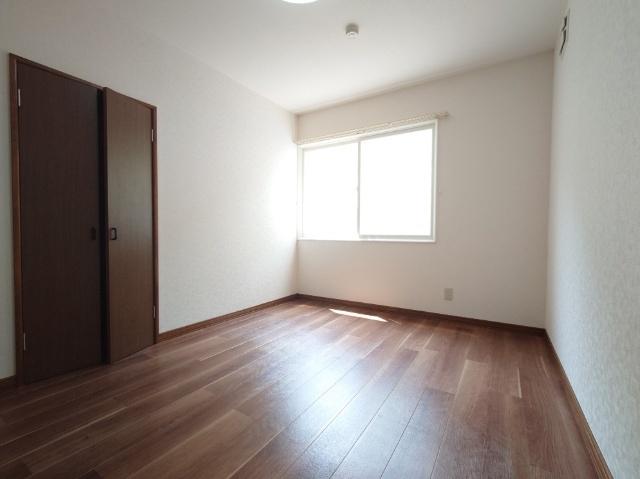 apartment オタモイ３丁目