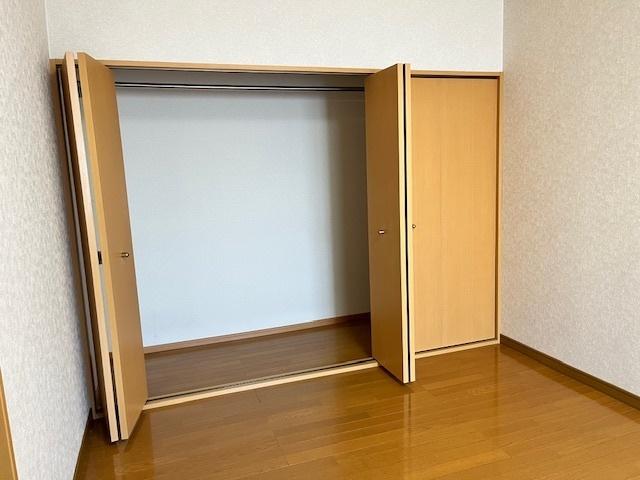 レジデンスおたもい（202） 収納
