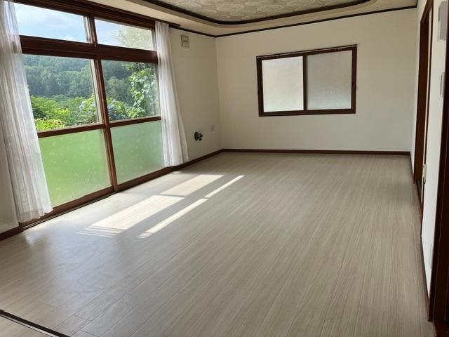 塩谷１丁目貸家（0） リビング