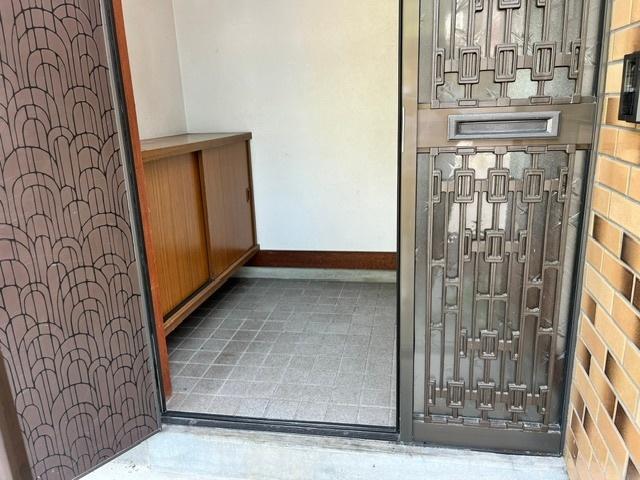 塩谷１丁目貸家（0） 玄関