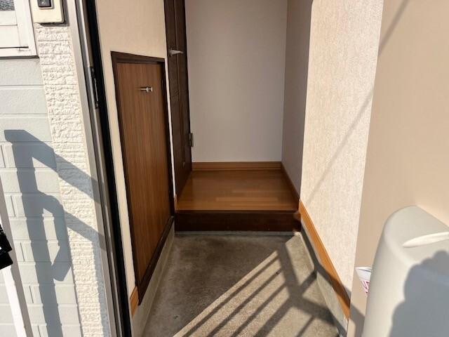 アメニティ清水（105） 玄関