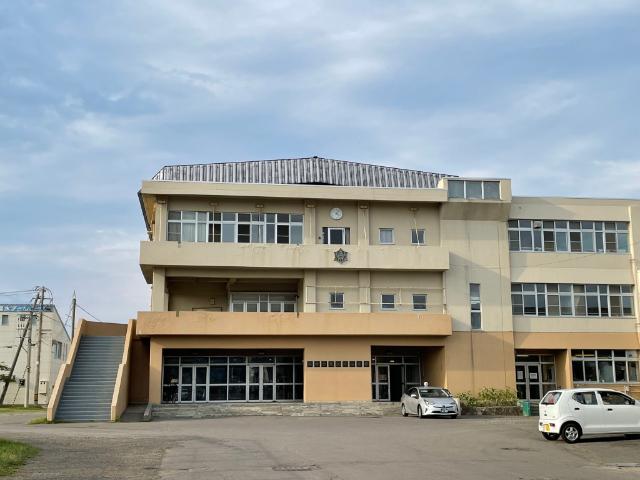 余市町立大川小学校：1858m