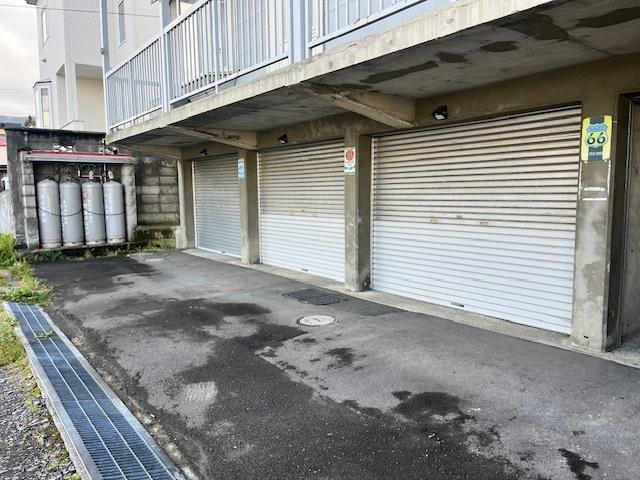 プレジオ松ヶ枝（201） 駐車場