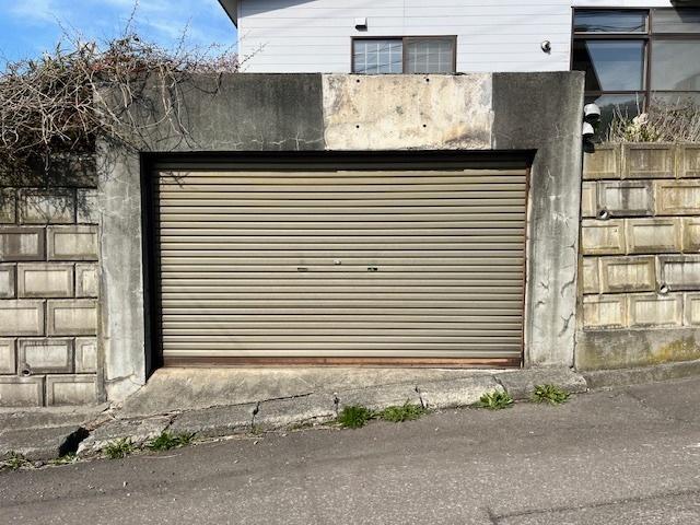 塩谷２丁目戸建 駐車場