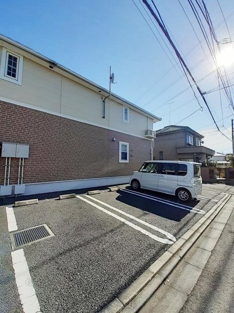 ブリリアント　Ｍ（201） 駐車場