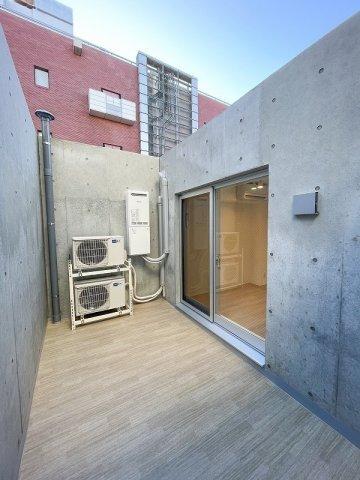 スフィア日本橋富沢町（503） バルコニー
