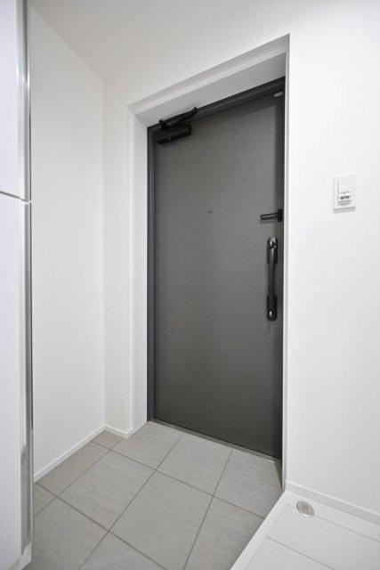 Ｔｈｅ　Ｒｅｓｉｄｅｎｃｅ　Ｎｉｈｏｎｂａｓｈｉ 玄関