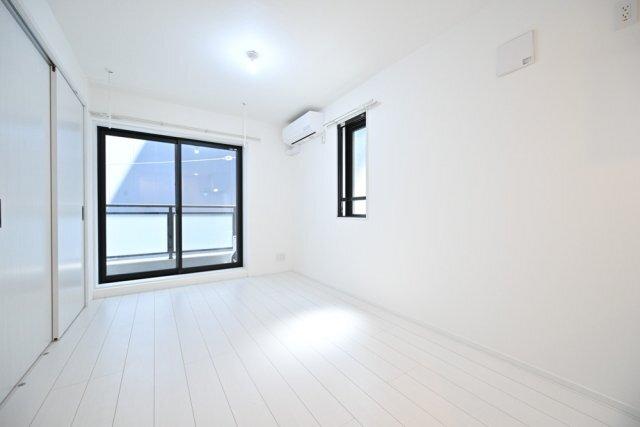 Ｔｈｅ　Ｒｅｓｉｄｅｎｃｅ　Ｎｉｈｏｎｂａｓｈｉ リビング