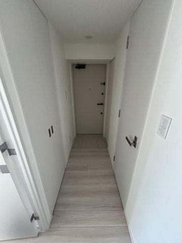 REALIZE町屋（505） 玄関