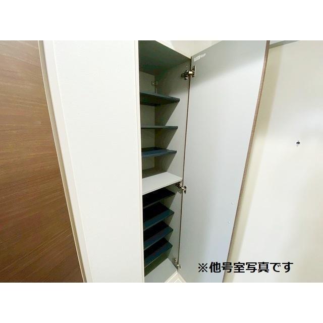 プレール・ドゥーク西新井Ⅱ（303） 室内