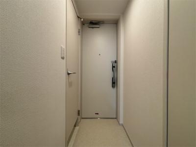 リブリ・ゆうやⅥ（303） 玄関