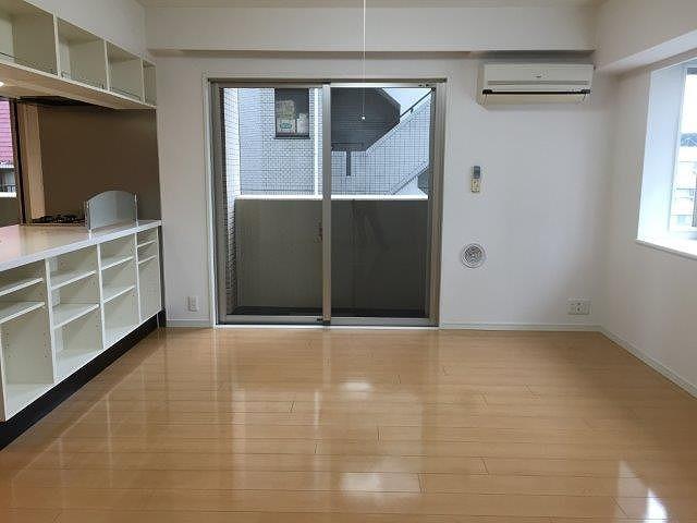 ステージグランデ文京大塚 リビング