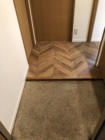 マナハウス四谷 玄関