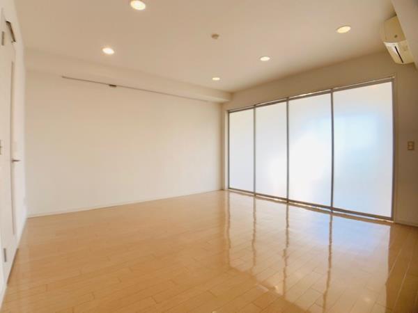 Ｂｒｉｌｌｉａ　ｉｓｔ　三軒茶屋　ブラッサムテラス（908） リビング