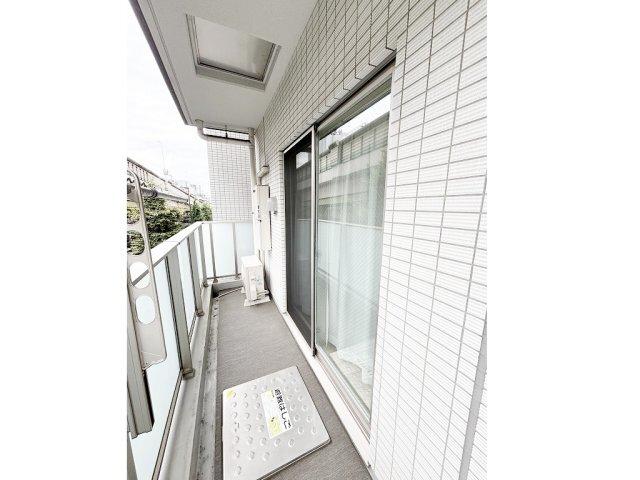 プレール・ドゥーク板橋本町Ⅲ（303） 室内