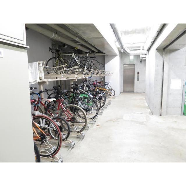 イプセ学芸大学（0402） 室内