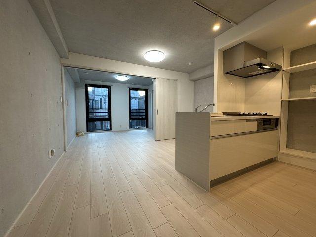 ＧＲＡＮ ＰＡＳＥＯ三宿Ⅱ（203） リビング