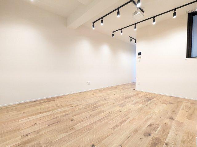 アピチェ戸越銀座（0102） リビング