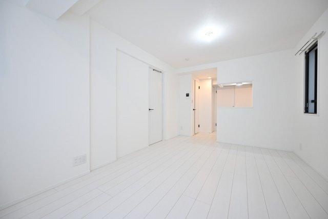 Ｔｈｅ　Ｒｅｓｉｄｅｎｃｅ　Ｎｉｈｏｎｂａｓｈｉ リビング