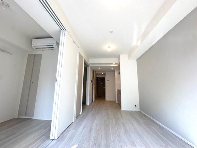 プラウドフラット日本橋馬喰町（402） リビング