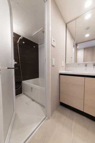 RESIDENCE　KOENJI（416） バス／シャワー
