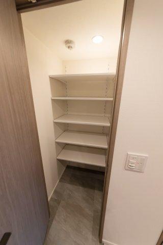 RESIDENCE　KOENJI（416） 収納