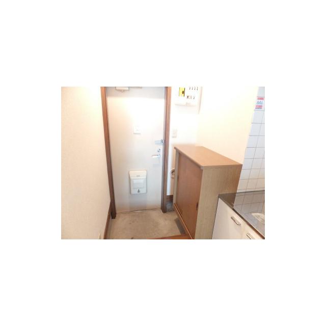 ハイツ・サン（0102） 玄関