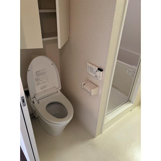 レジデンス四谷坂町（0501） トイレ
