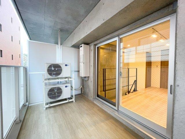 スフィア日本橋富沢町（501） バルコニー