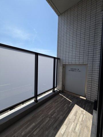 プラシア蒲田 ＴＨＥ ＧＲＡＮＤ ＲＥＳＩＤＥＮＣＥ（305） バルコニー